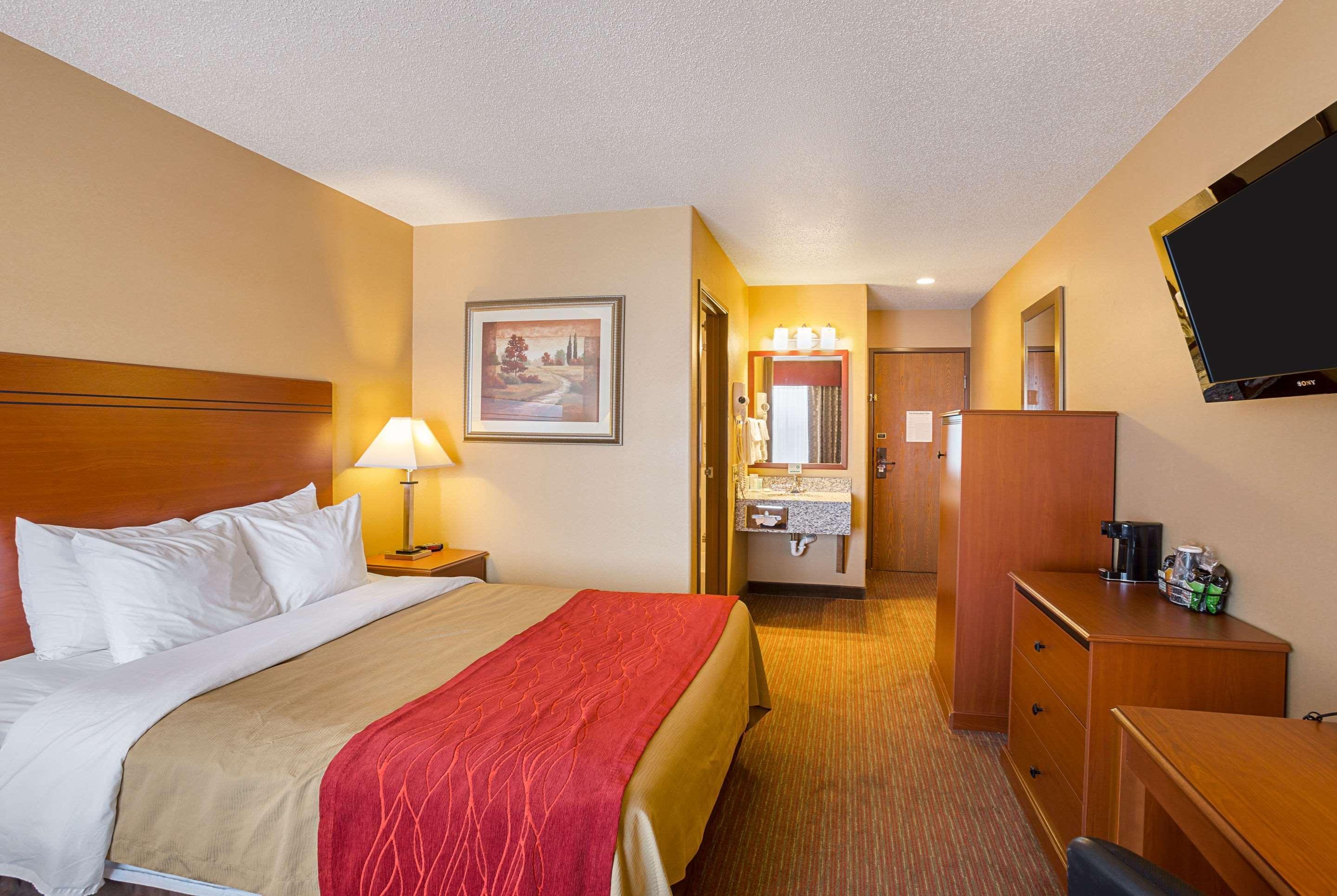 Quality Inn York Exteriör bild