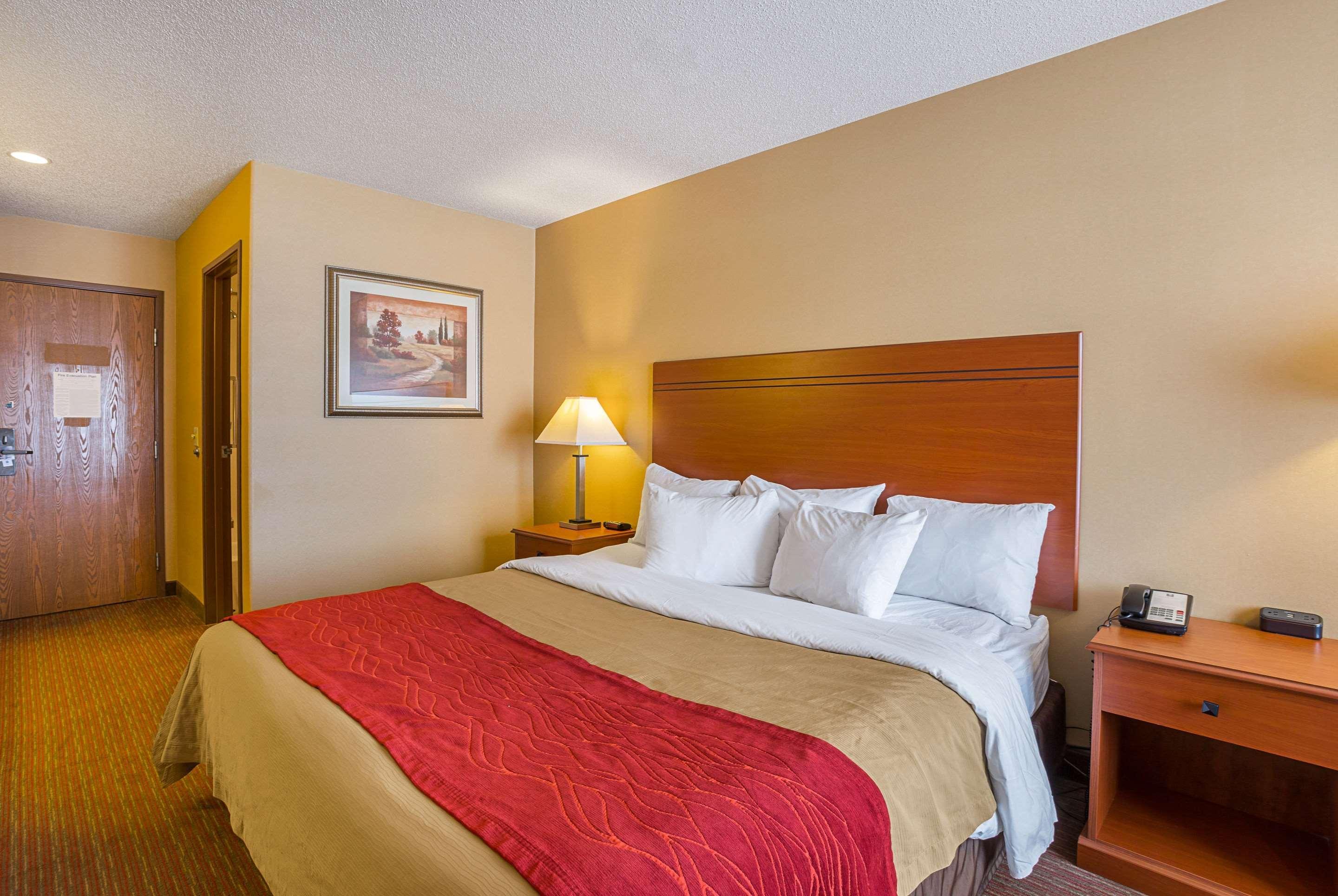 Quality Inn York Exteriör bild