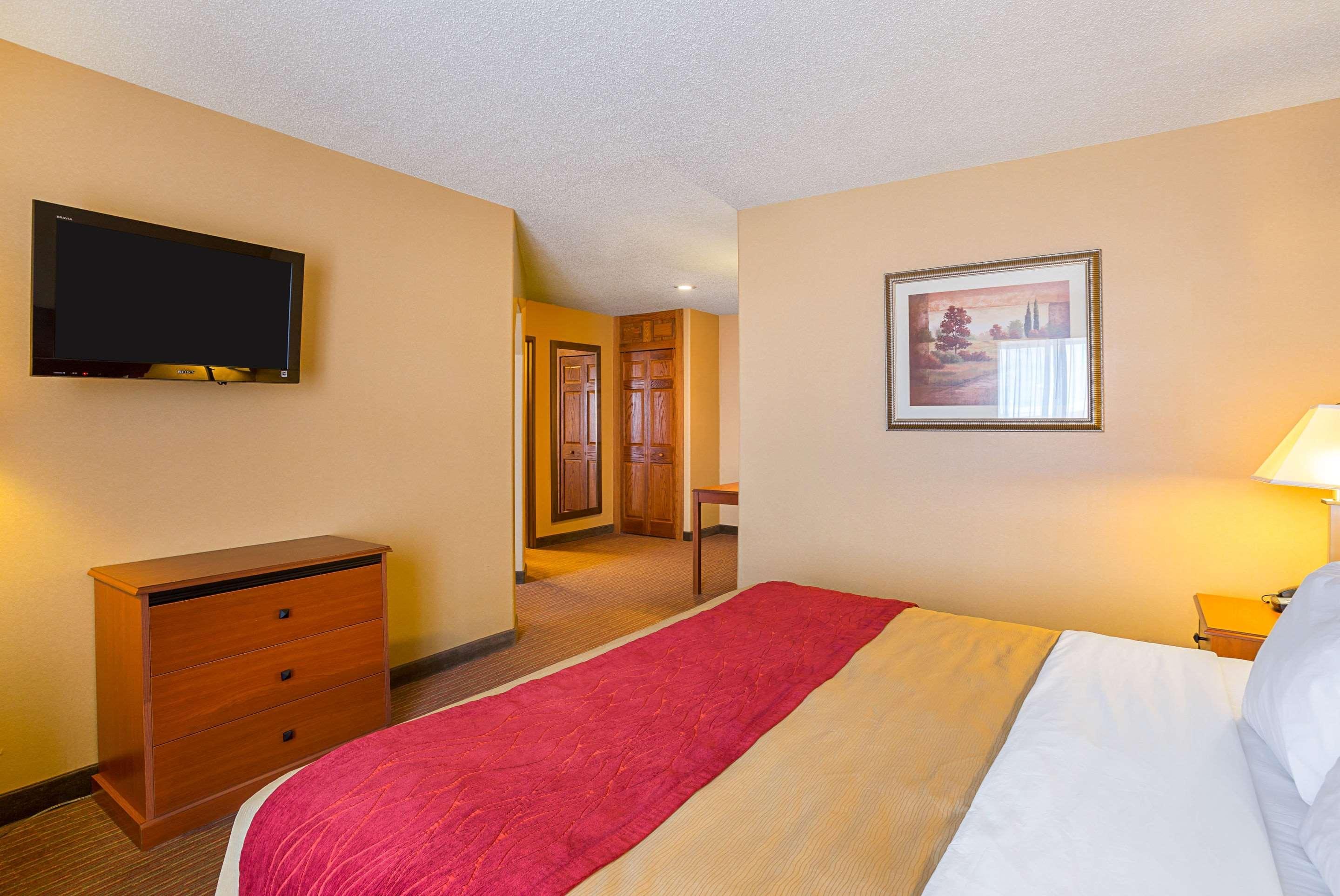Quality Inn York Exteriör bild