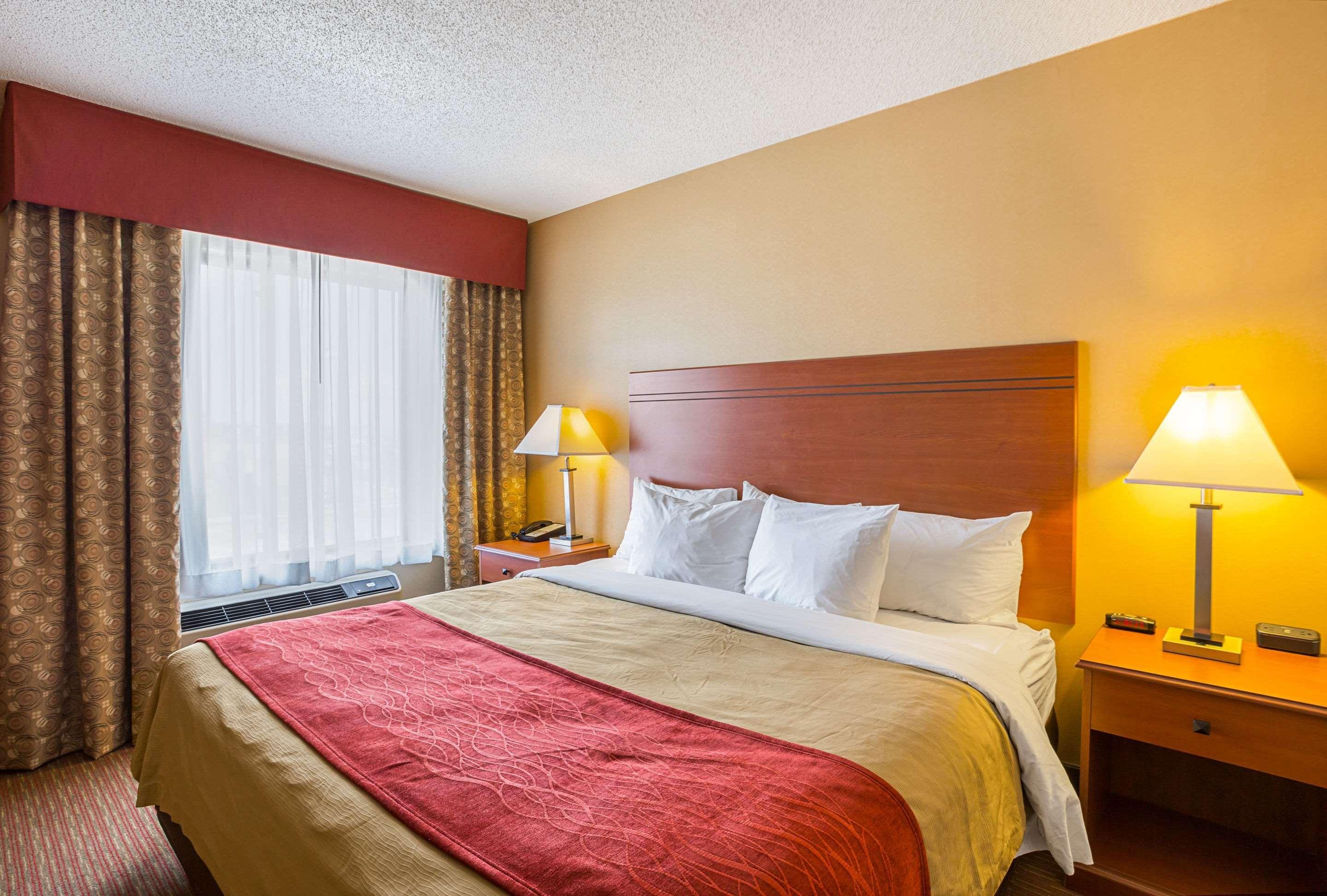 Quality Inn York Exteriör bild