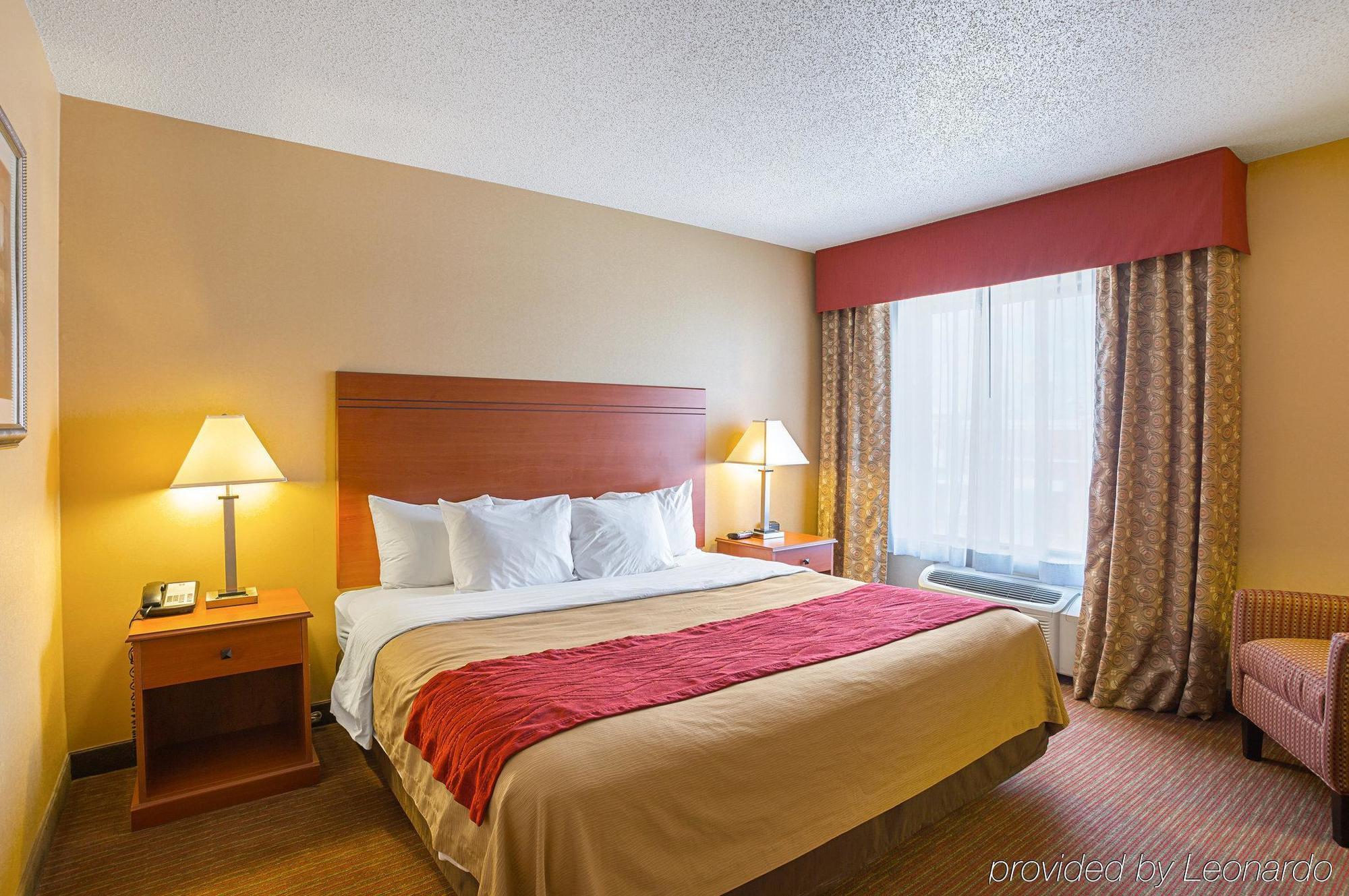 Quality Inn York Exteriör bild
